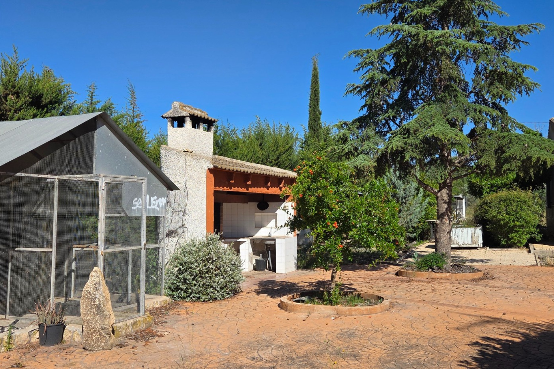 Resale - Finca - Country Property -
Yecla