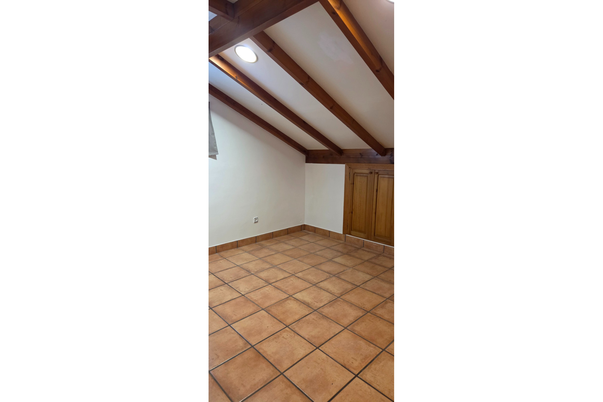 Resale - Finca - Country Property -
Yecla