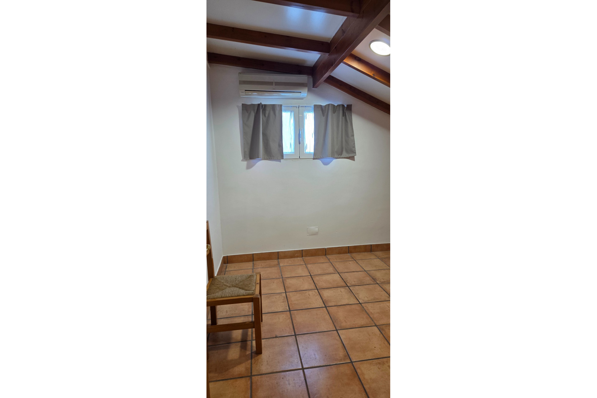 Resale - Finca - Country Property -
Yecla