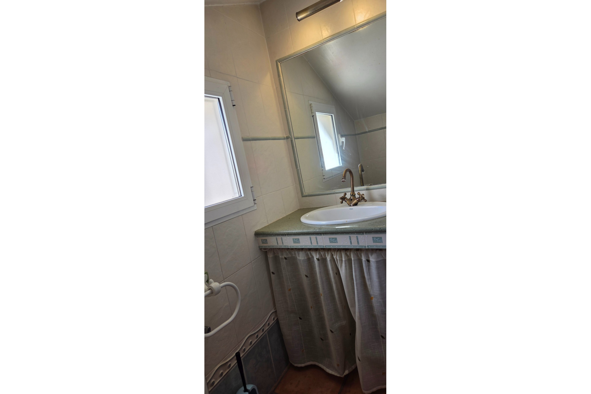 Resale - Finca - Country Property -
Yecla