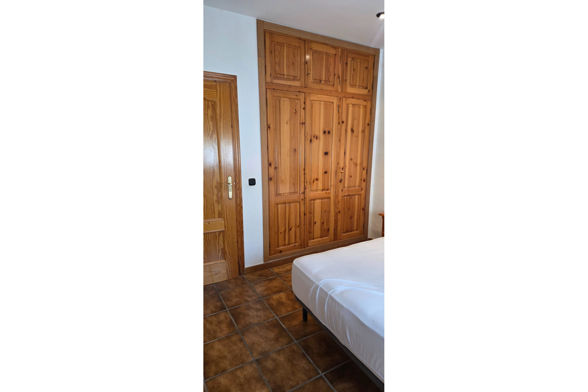 Resale - Finca - Country Property -
Yecla