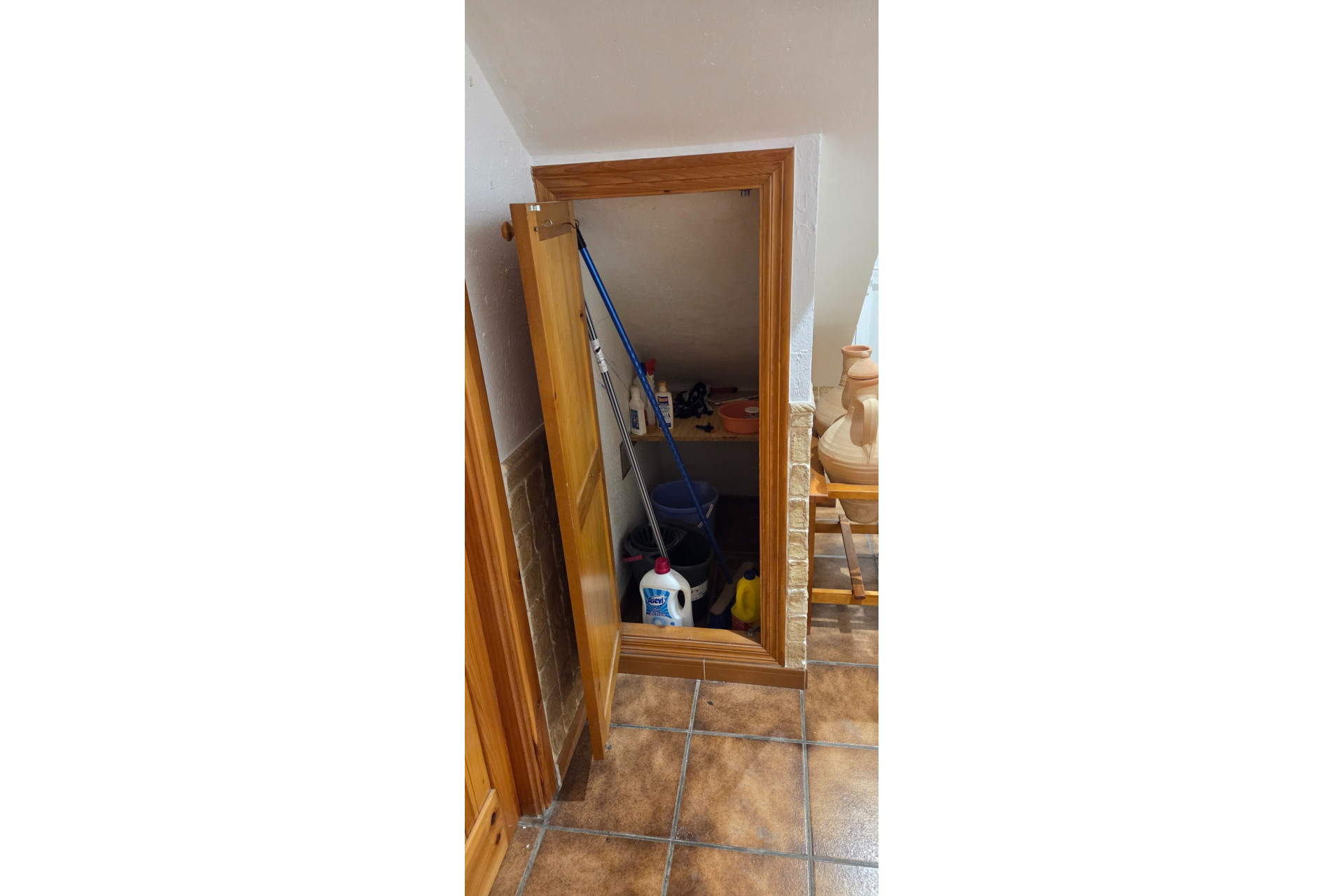 Resale - Finca - Country Property -
Yecla