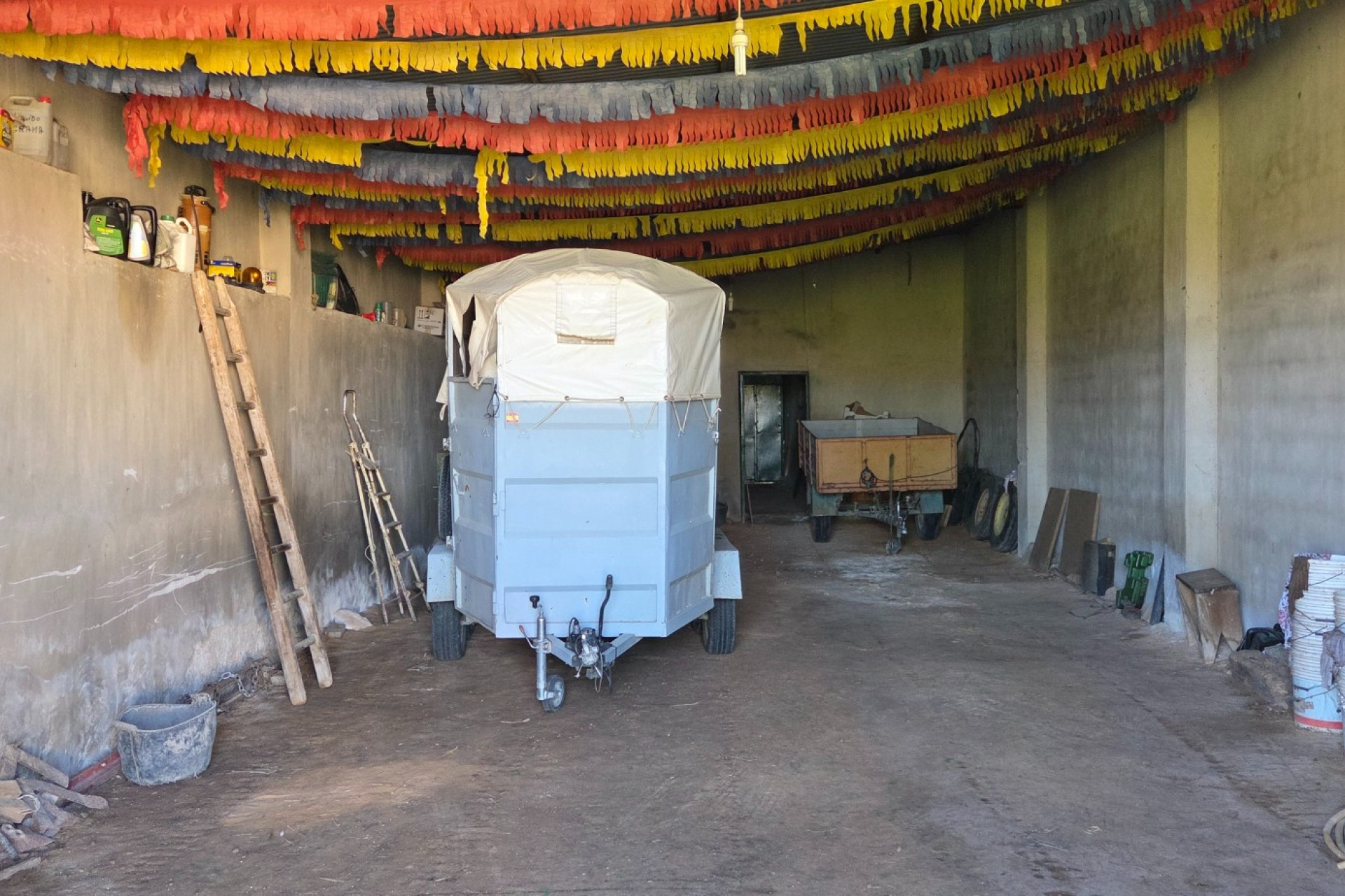 Resale - Finca - Country Property -
Yecla