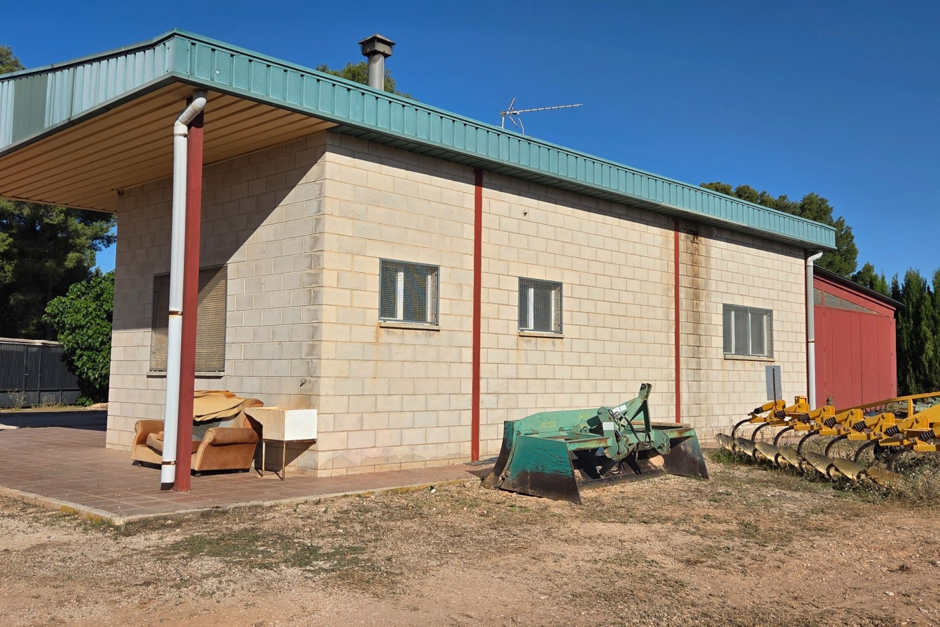 Resale - Finca - Country Property -
Yecla