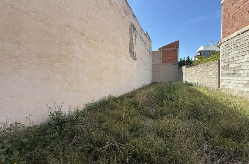 Resale - Land -
La Romana
