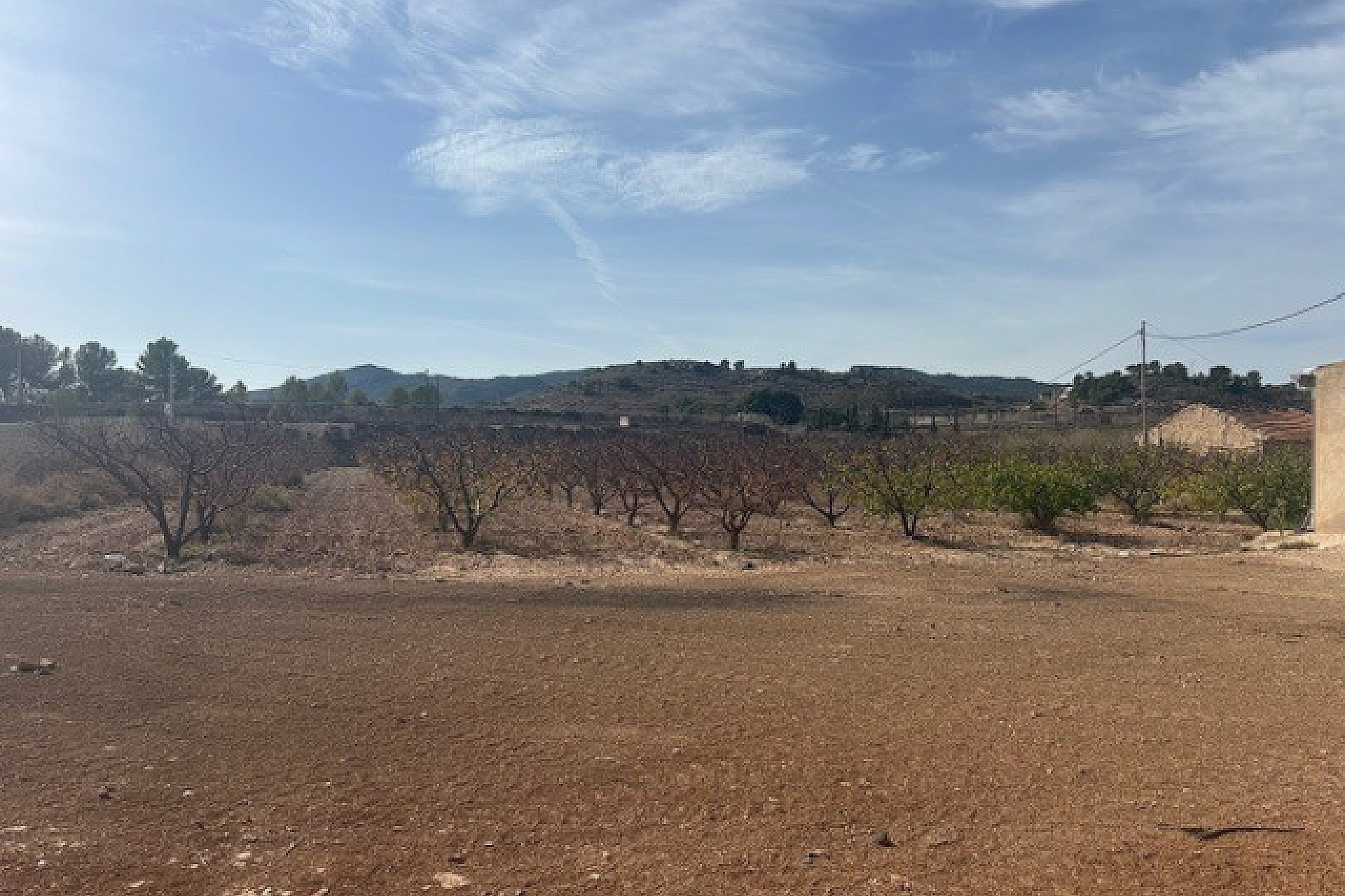 Resale - Land -
Monovar