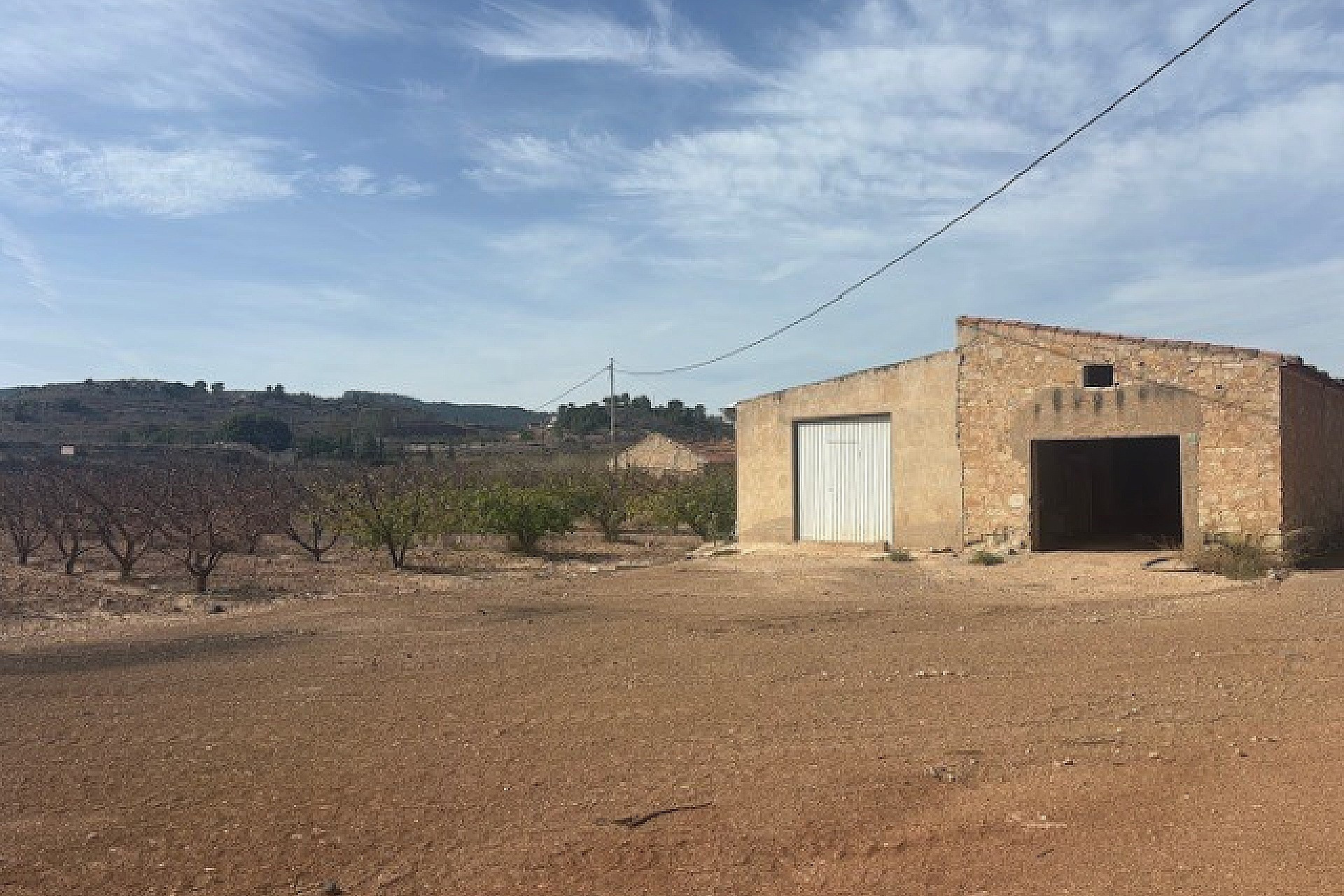 Resale - Land -
Monovar