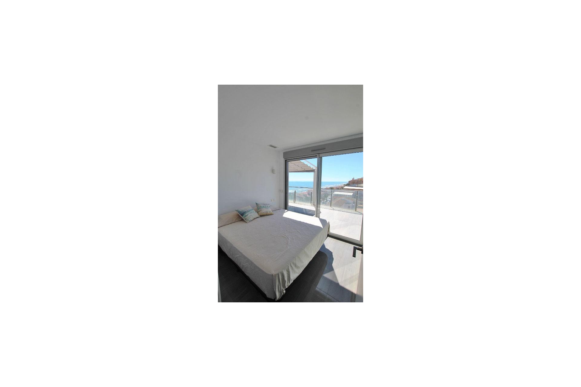 Resale - Penthouse -
Guardamar del Segura - Guardamar Playa