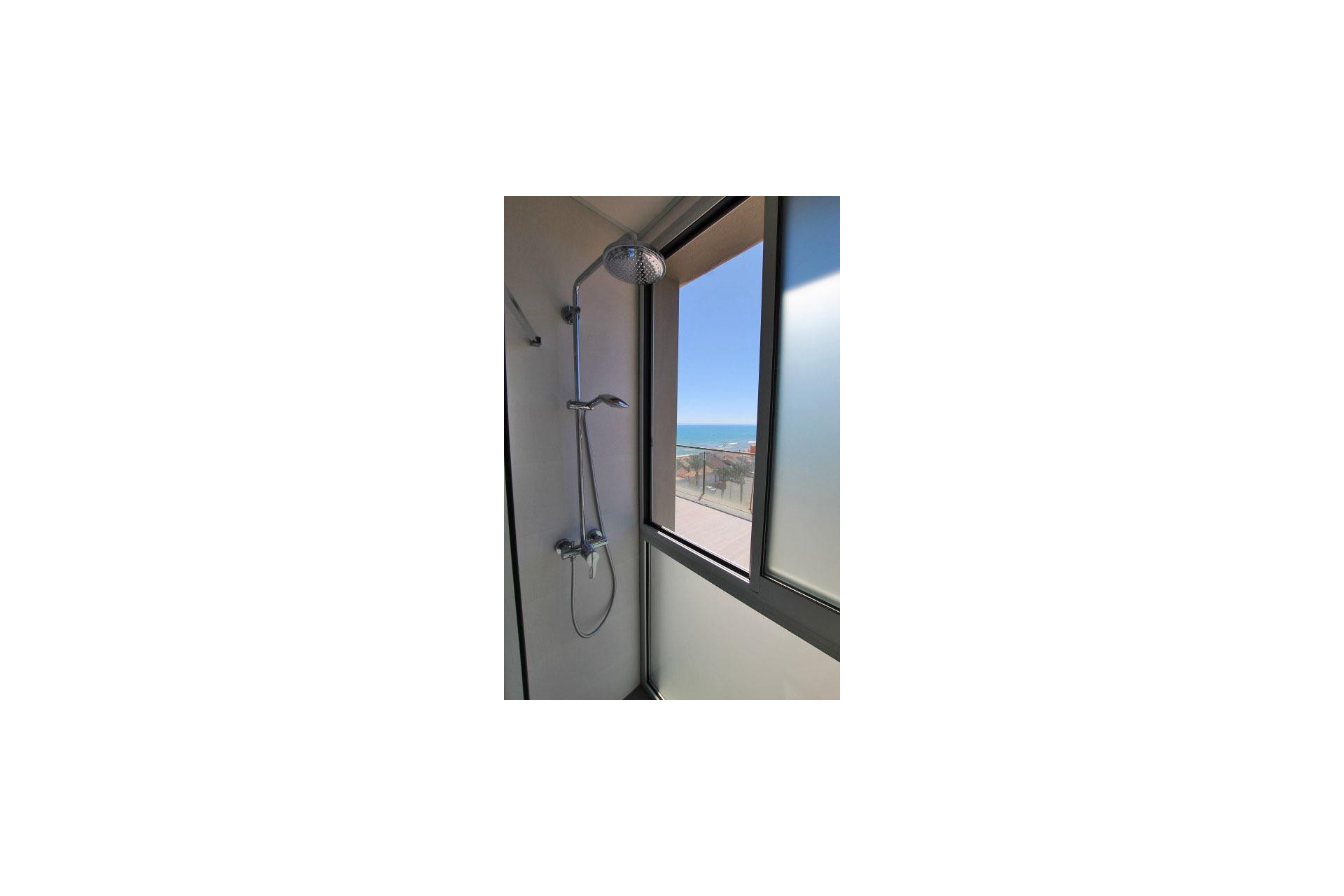 Resale - Penthouse -
Guardamar del Segura - Guardamar Playa
