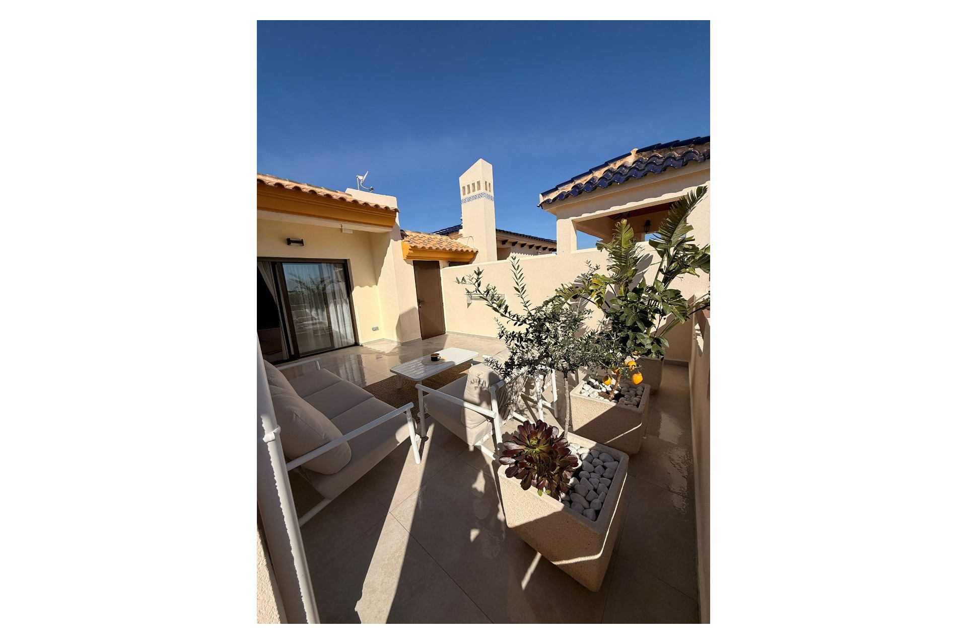 Resale - Penthouse -
Las Ramblas Golf - Inland