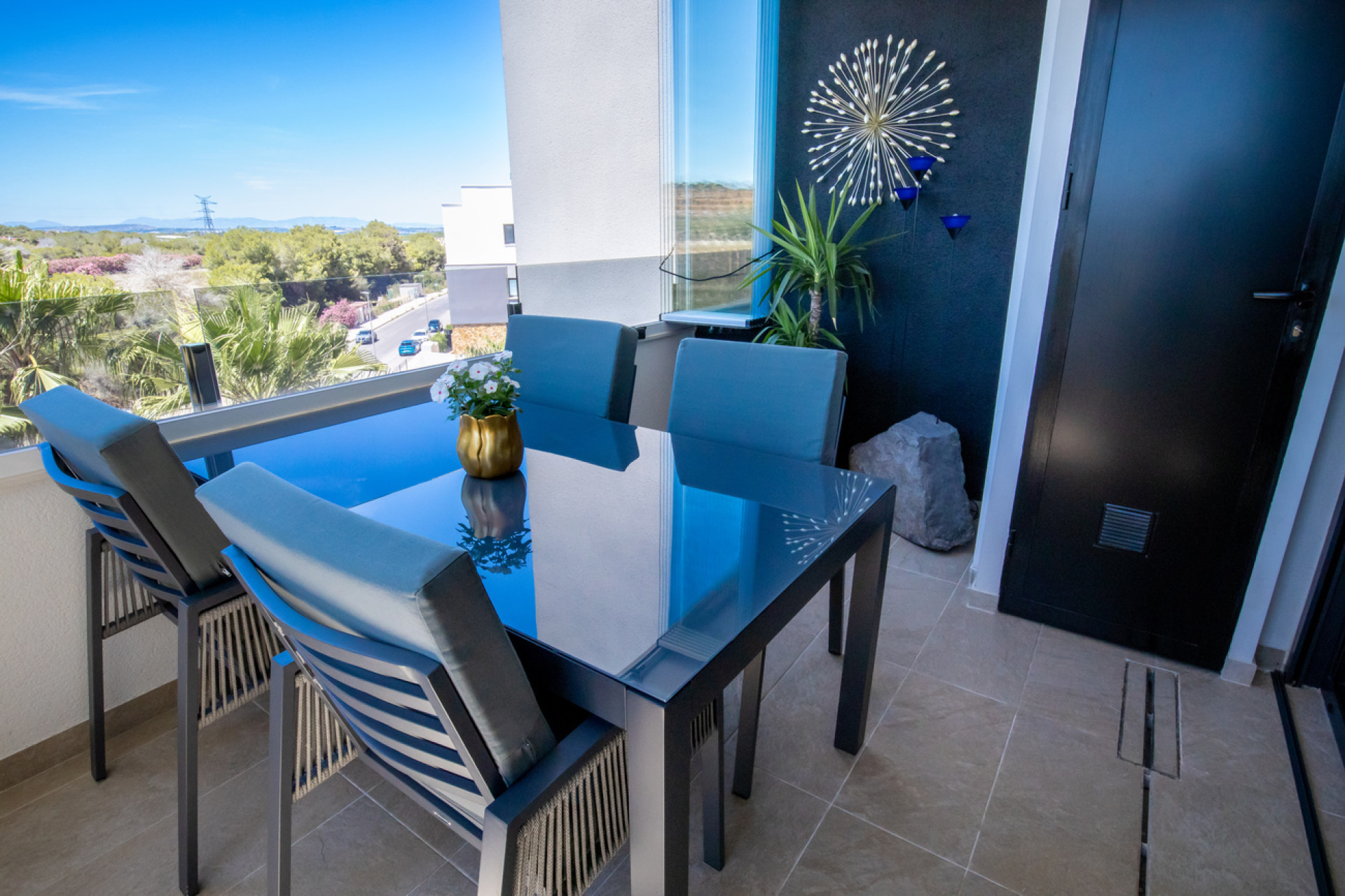 Resale - Penthouse -
Torrevieja - AMANECER