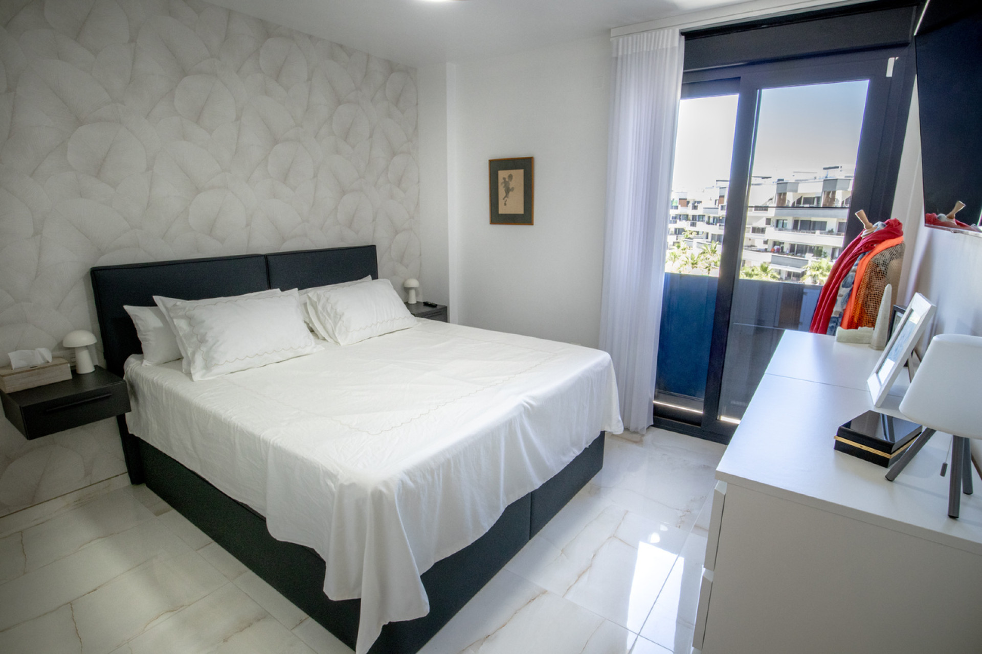 Resale - Penthouse -
Torrevieja - AMANECER