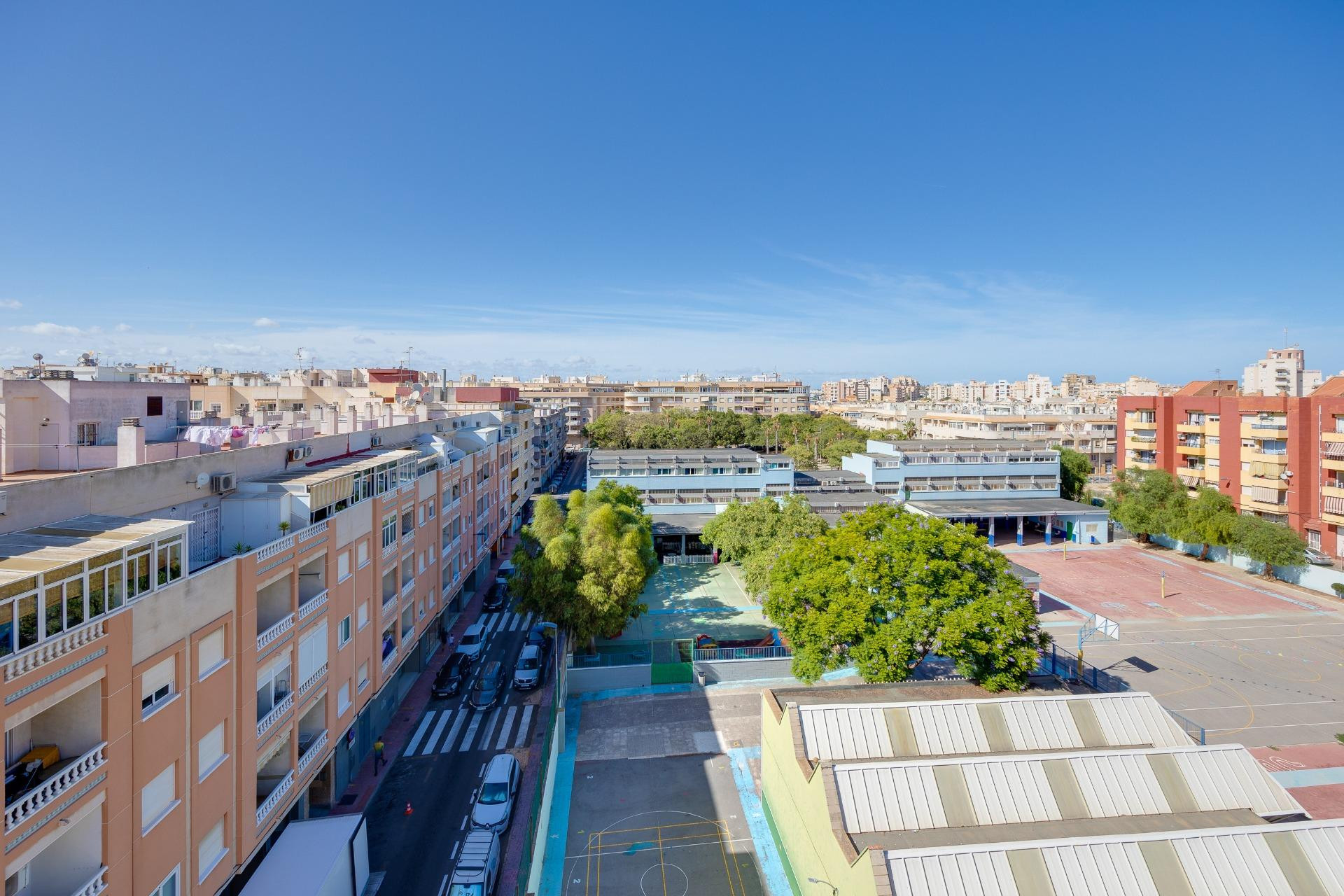 Resale - Penthouse -
Torrevieja - Centro