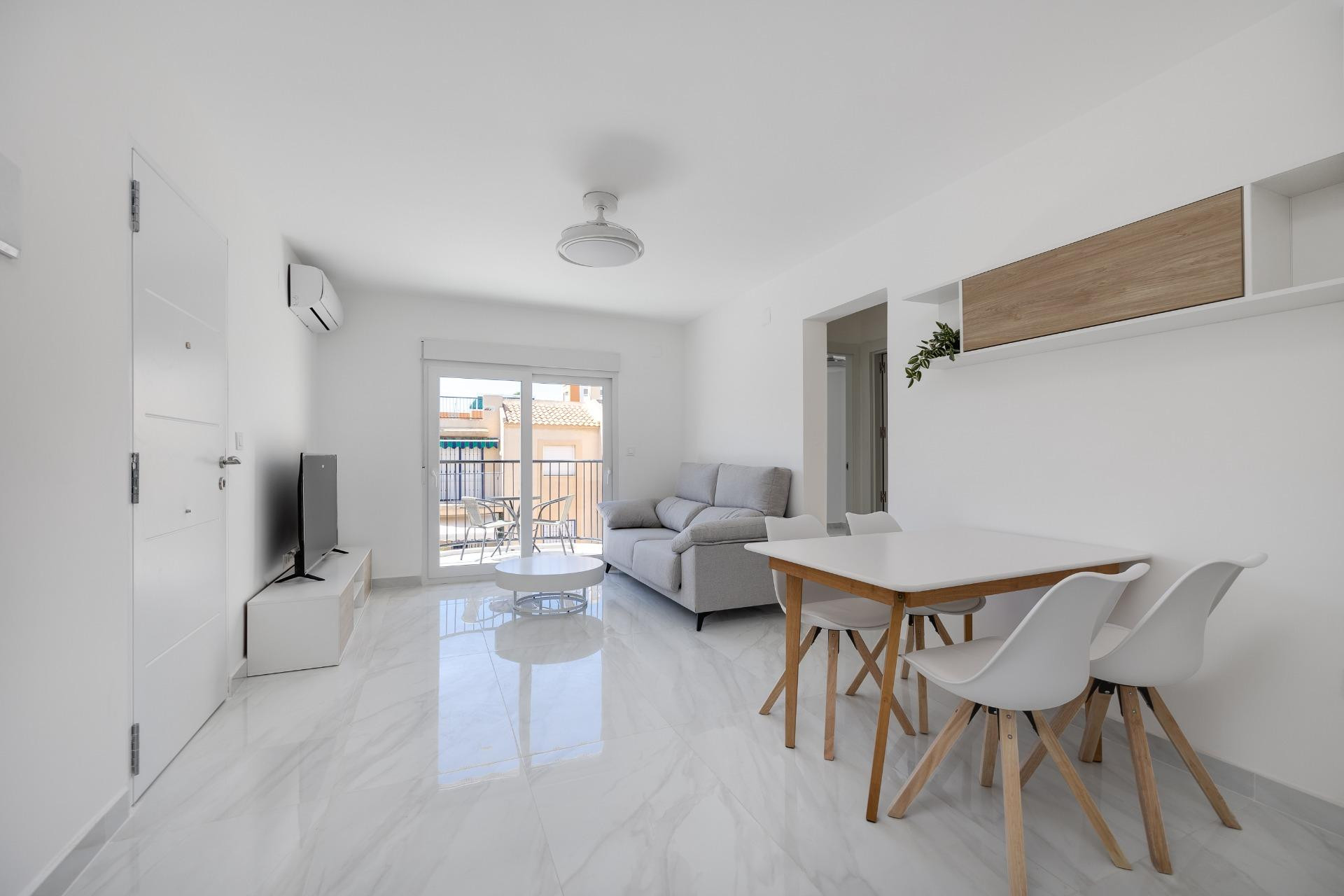Resale - Penthouse -
Torrevieja - El Limonar