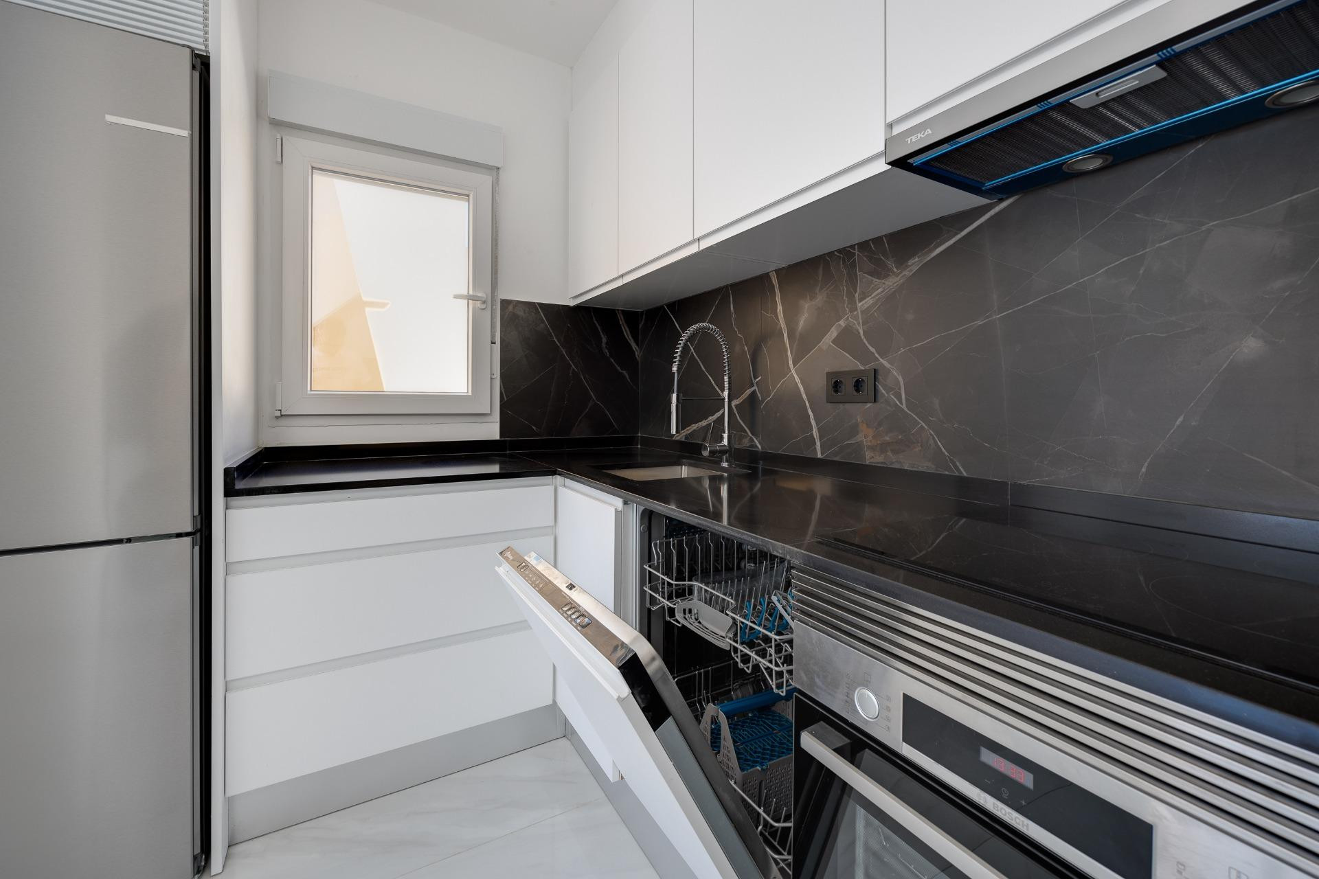 Resale - Penthouse -
Torrevieja - El Limonar