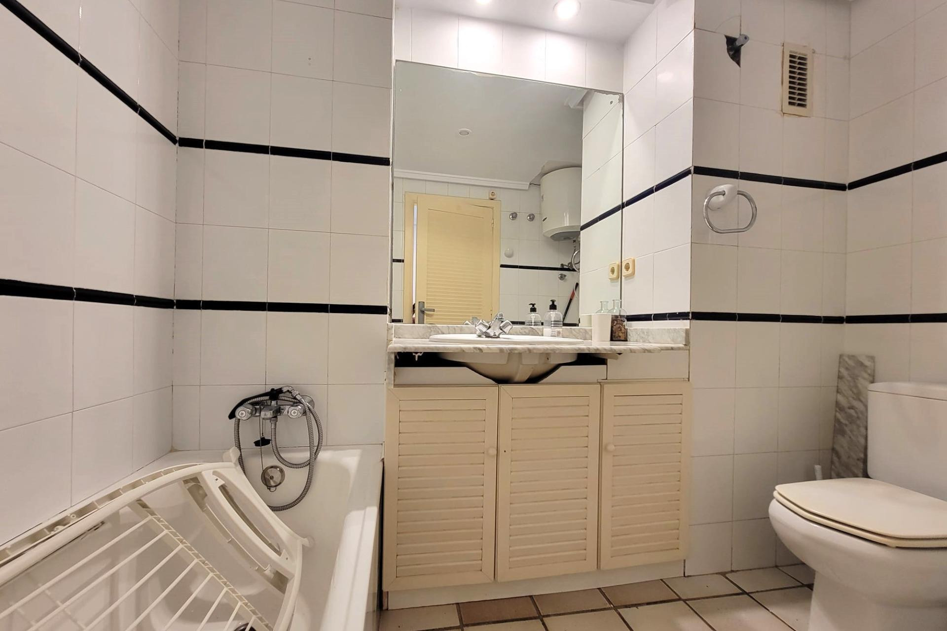 Resale - Penthouse -
Torrevieja - Playa De La Mata