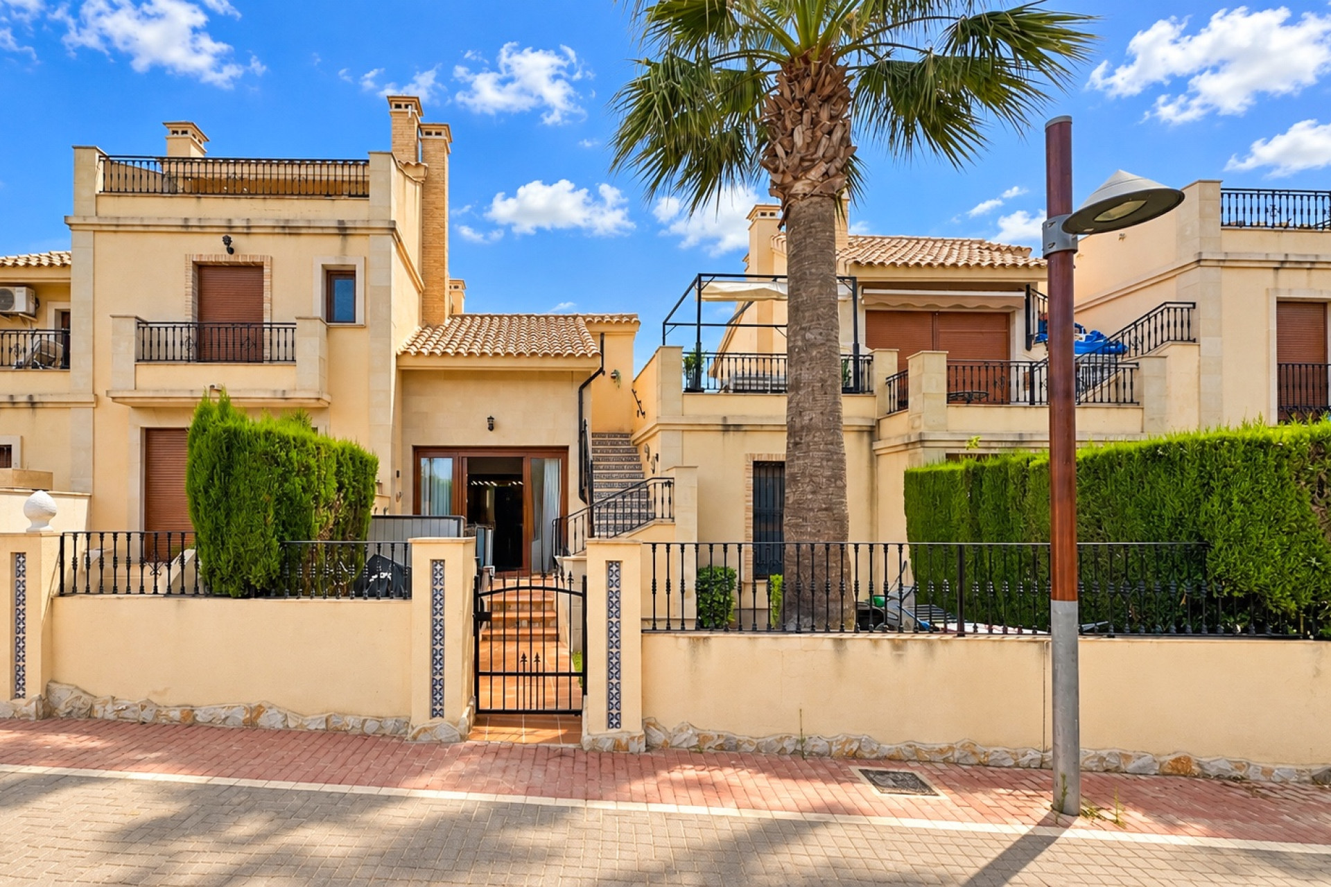 Resale - Townhouse -
Algorfa - Inland