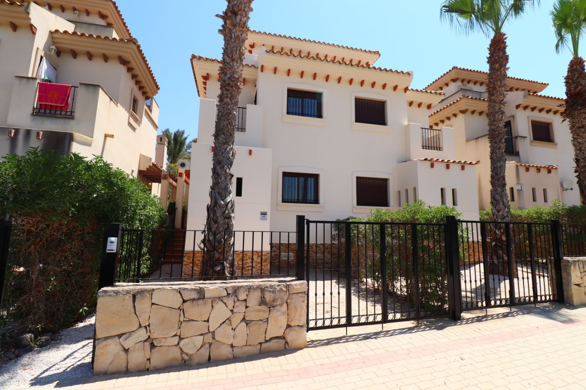 Resale - Townhouse -
Algorfa - La Finca Golf Resort