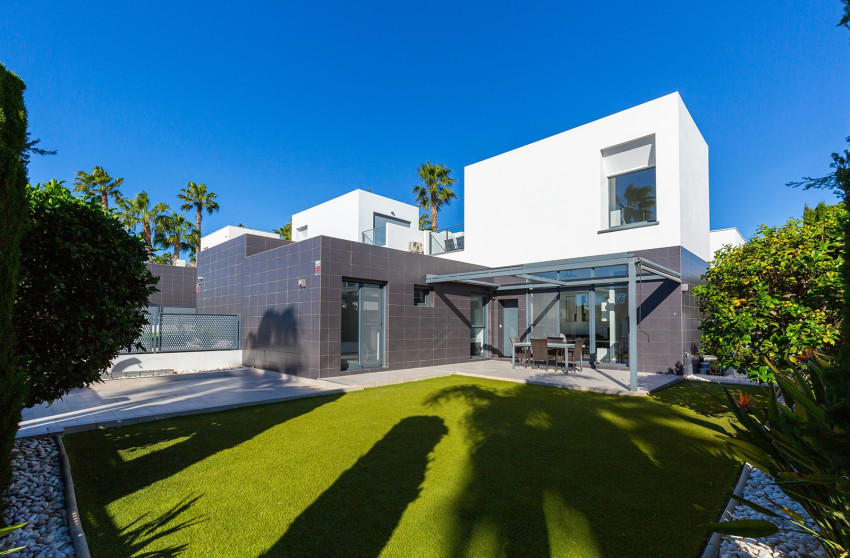 Resale - Townhouse -
Algorfa - La finca Golf