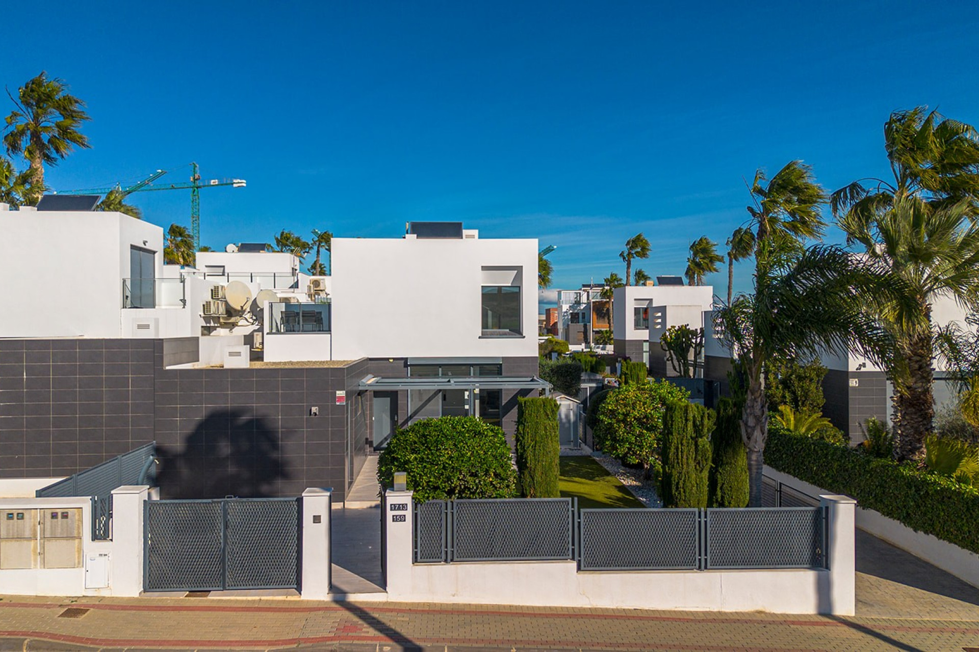 Resale - Townhouse -
Algorfa - La finca Golf