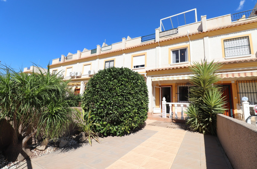 Resale - Townhouse -
Algorfa - Montemar