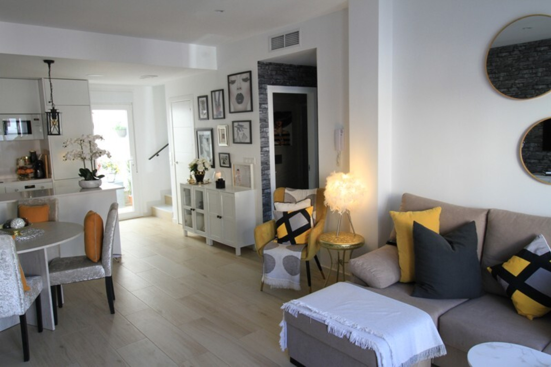 Resale - Townhouse -
Avileses - Costa Calida