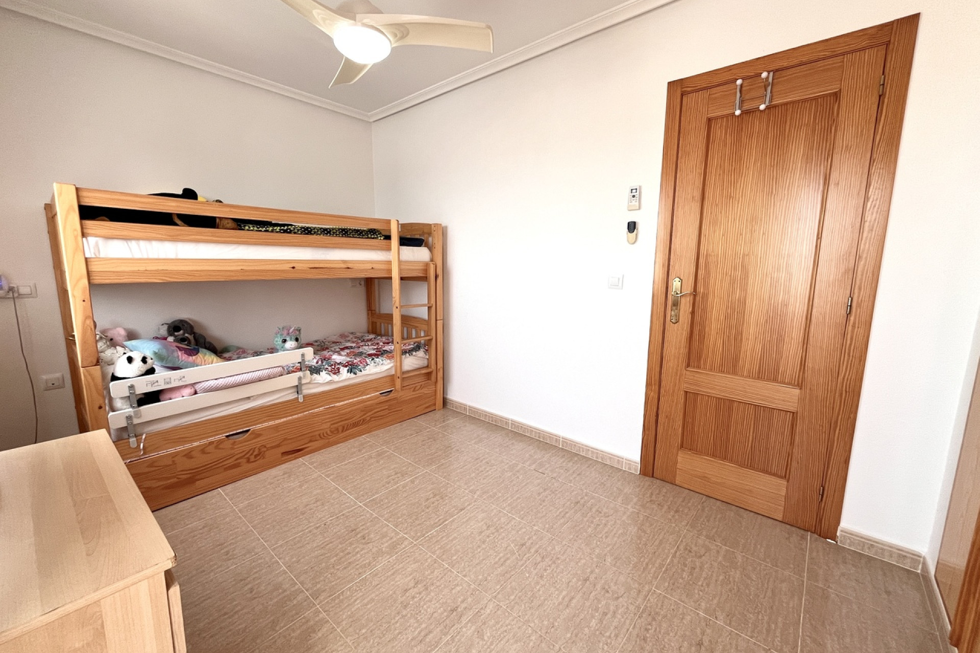 Resale - Townhouse -
Avileses