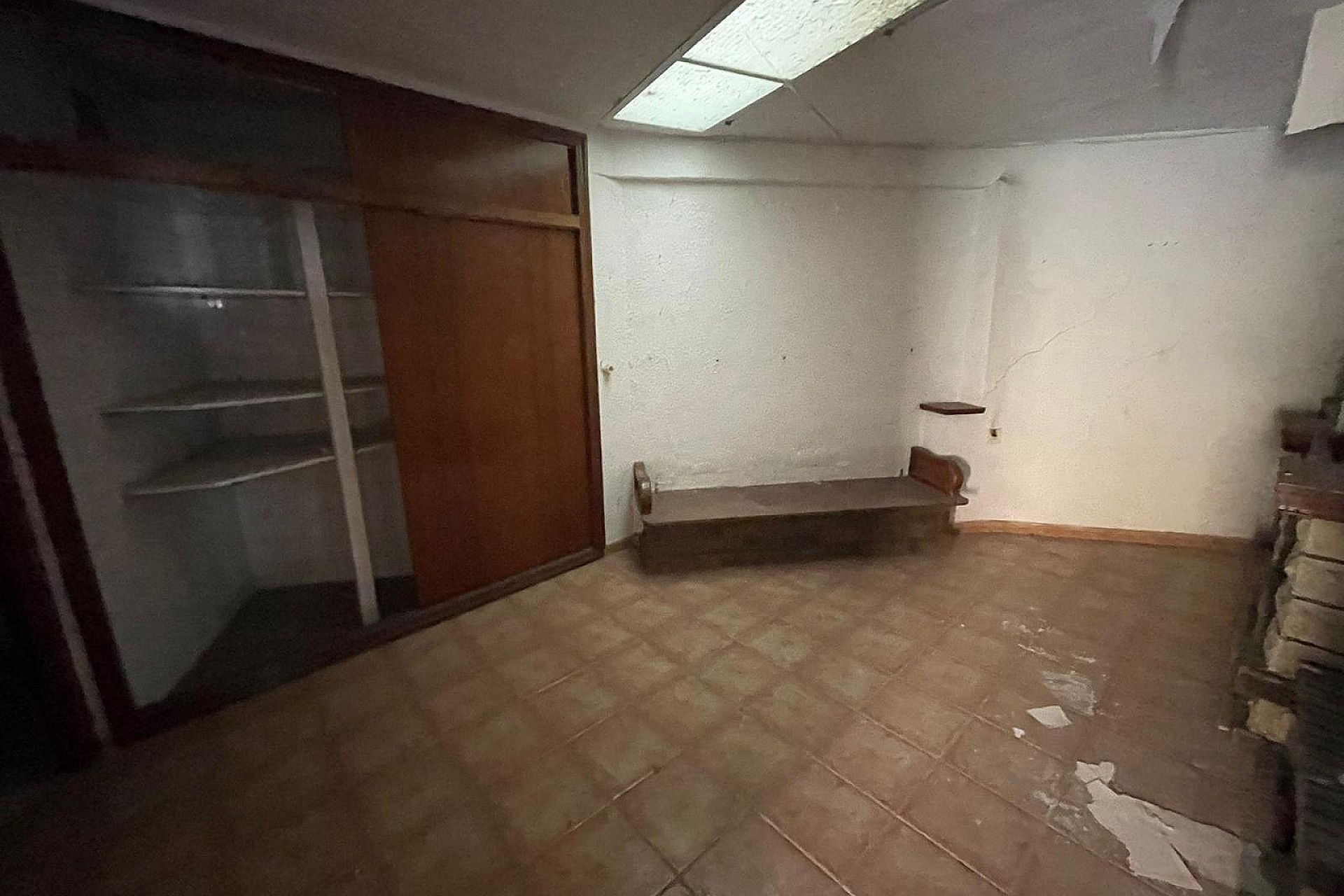 Resale - Townhouse -
Biar