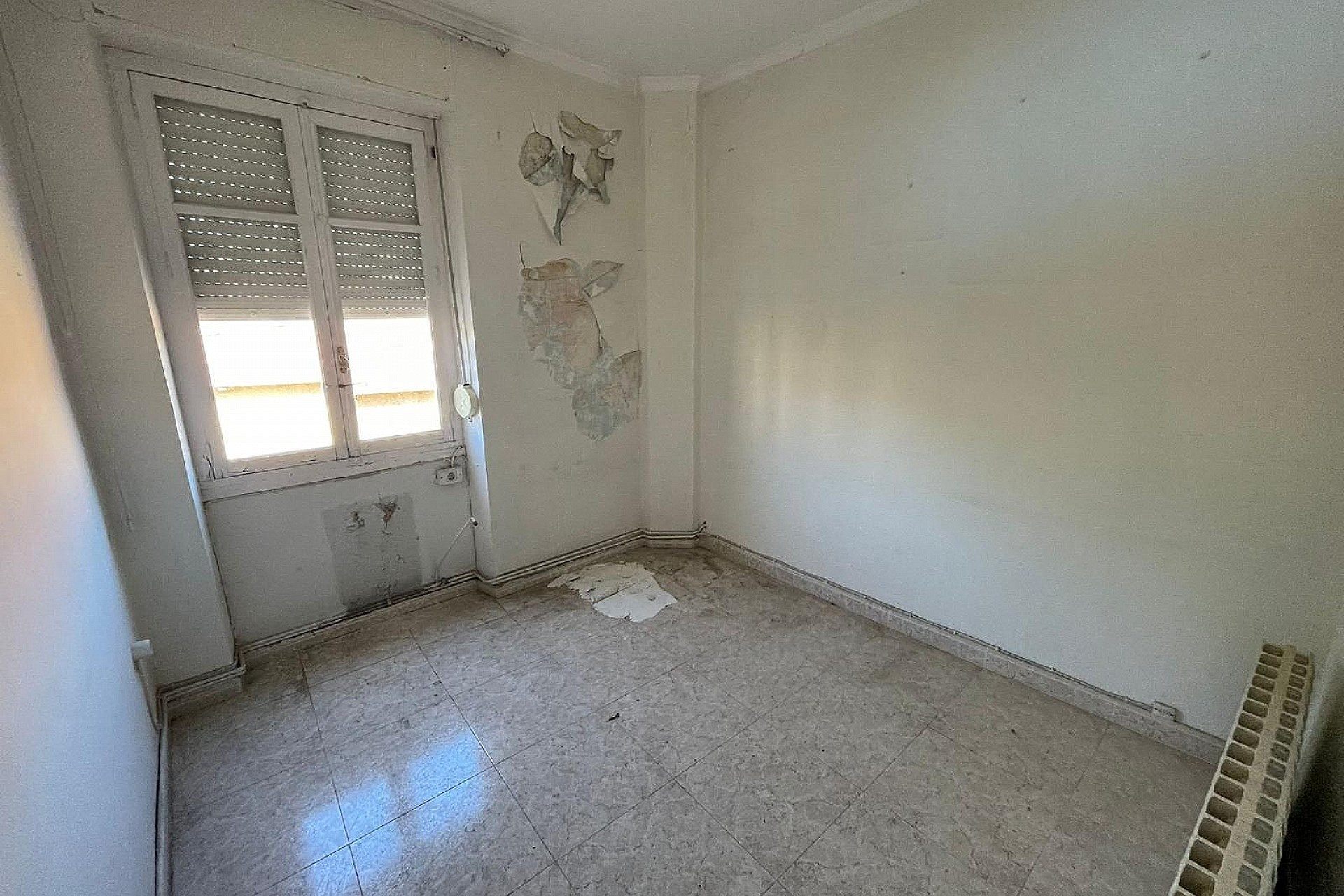 Resale - Townhouse -
Biar