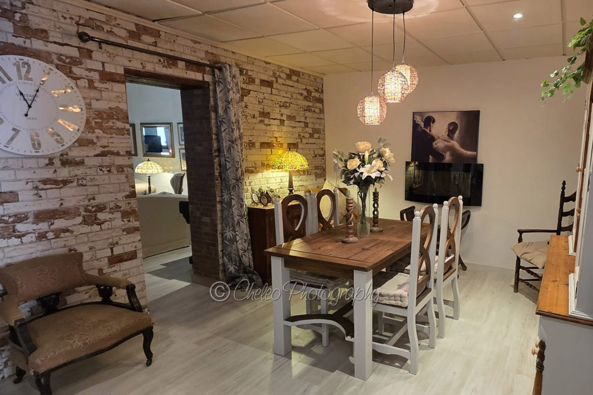 Resale - Townhouse -
Catral