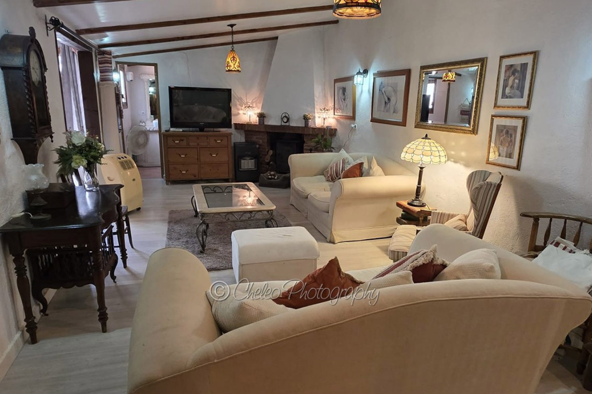 Resale - Townhouse -
Catral