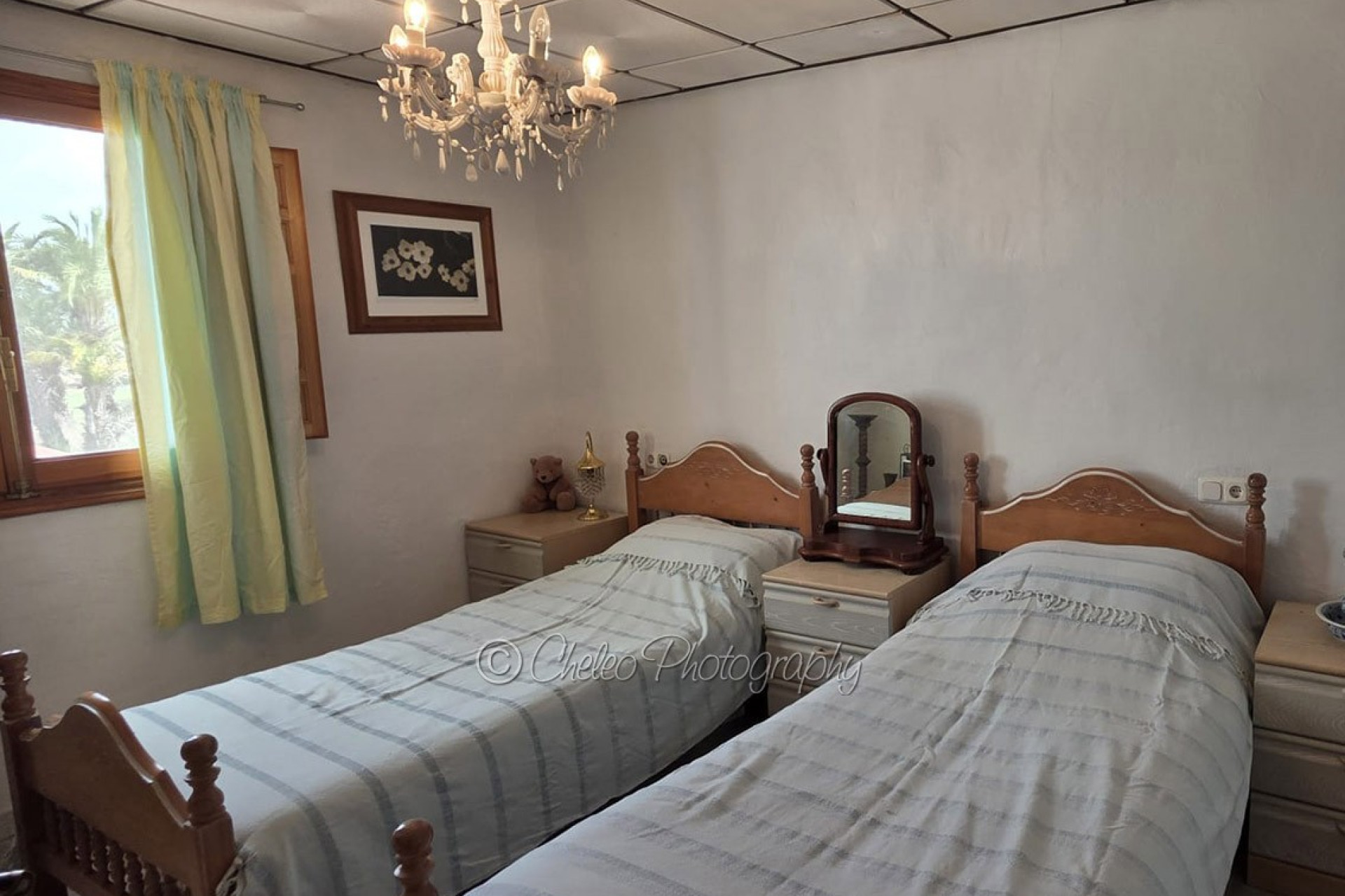 Resale - Townhouse -
Catral