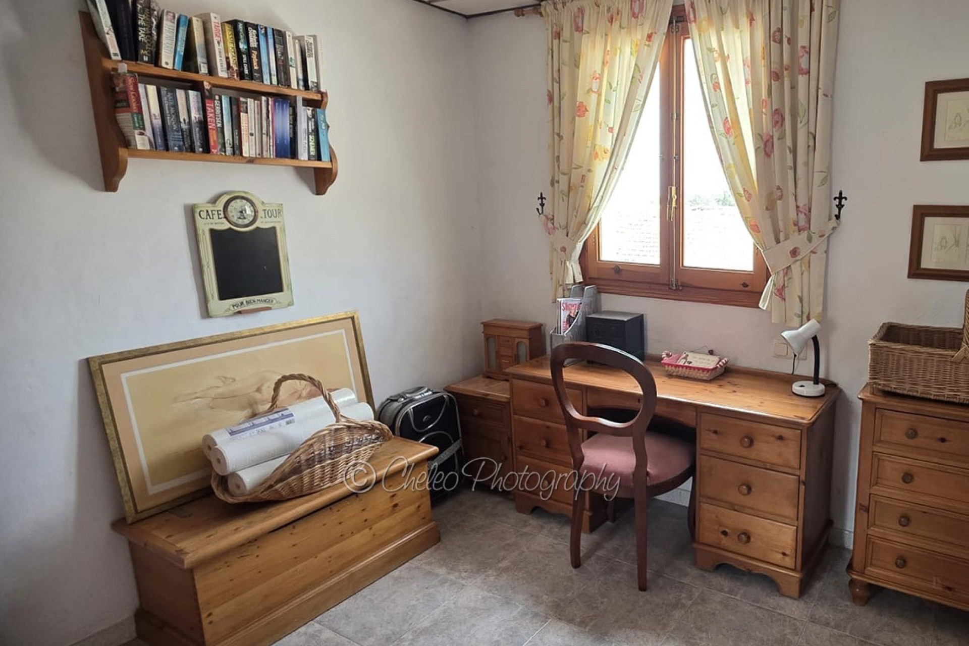 Resale - Townhouse -
Catral