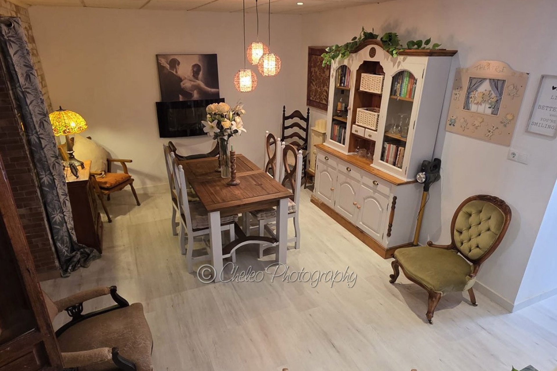 Resale - Townhouse -
Catral