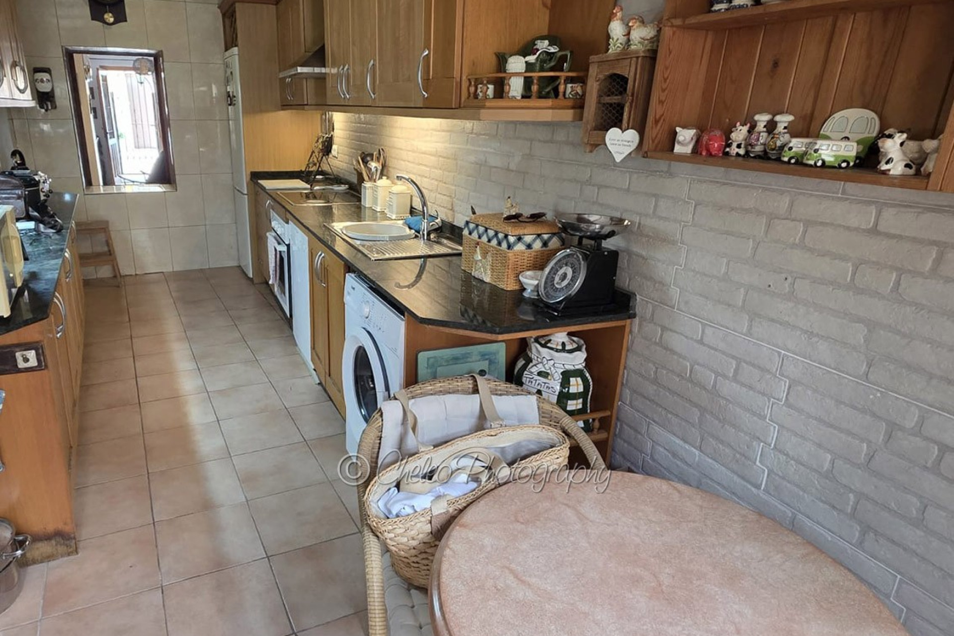 Resale - Townhouse -
Catral