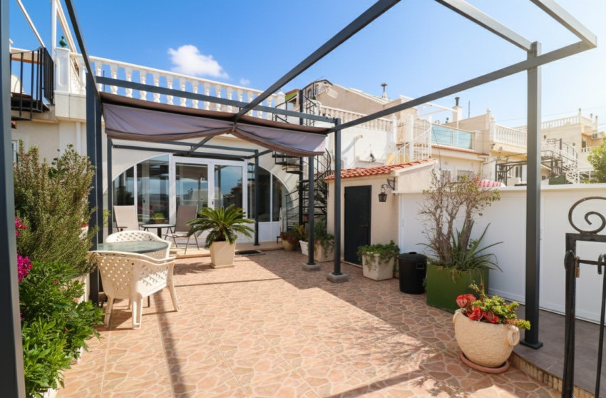 Resale - Townhouse -
Ciudad Quesada - Ciudad Quesada - Town