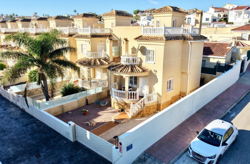 Resale - Townhouse -
Ciudad Quesada - La Marquesa Golf