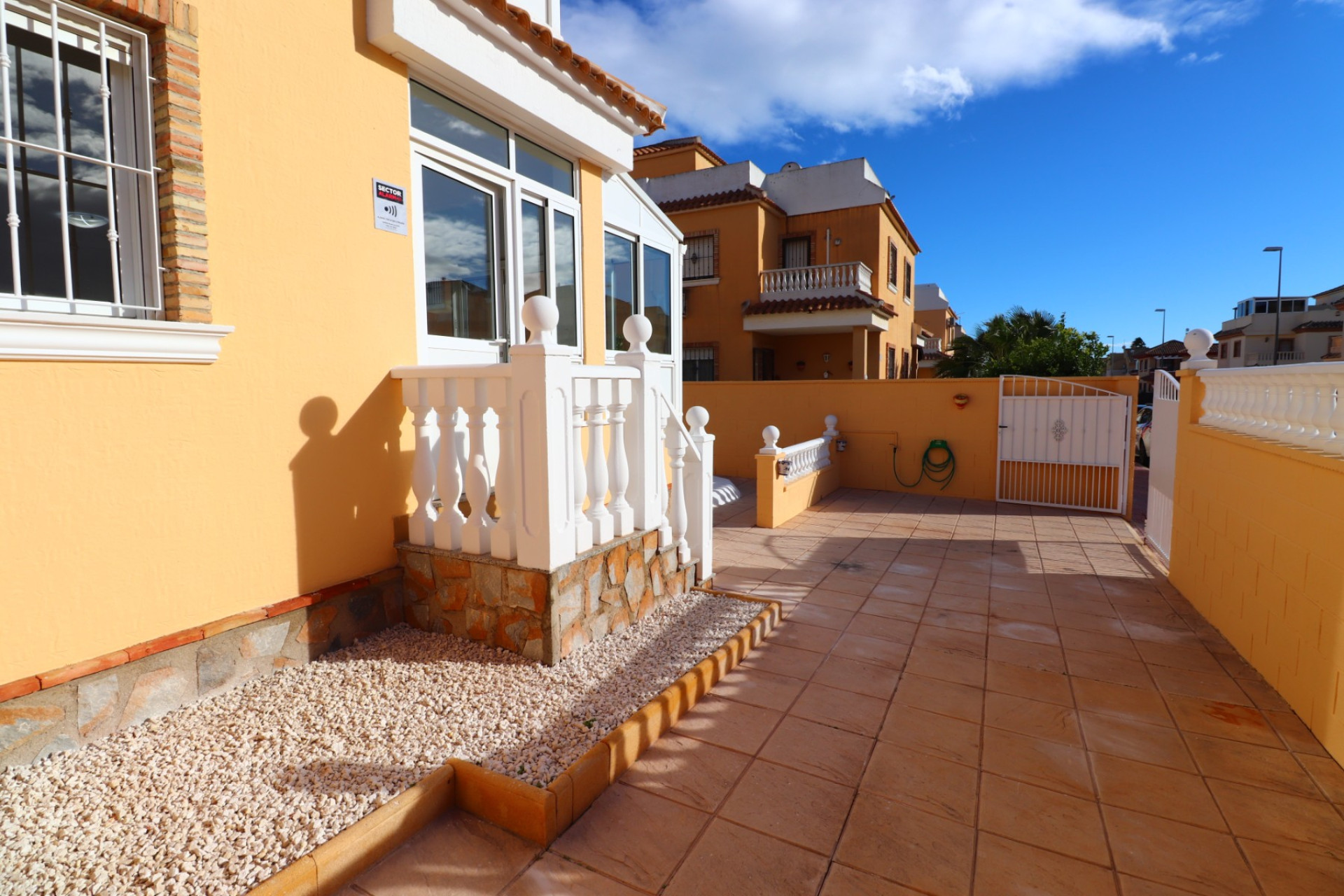 Resale - Townhouse -
Ciudad Quesada - Lo Marabu