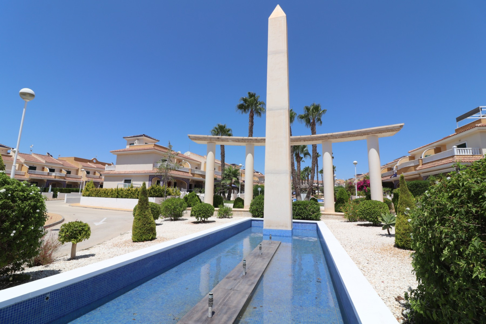 Resale - Townhouse -
Ciudad Quesada