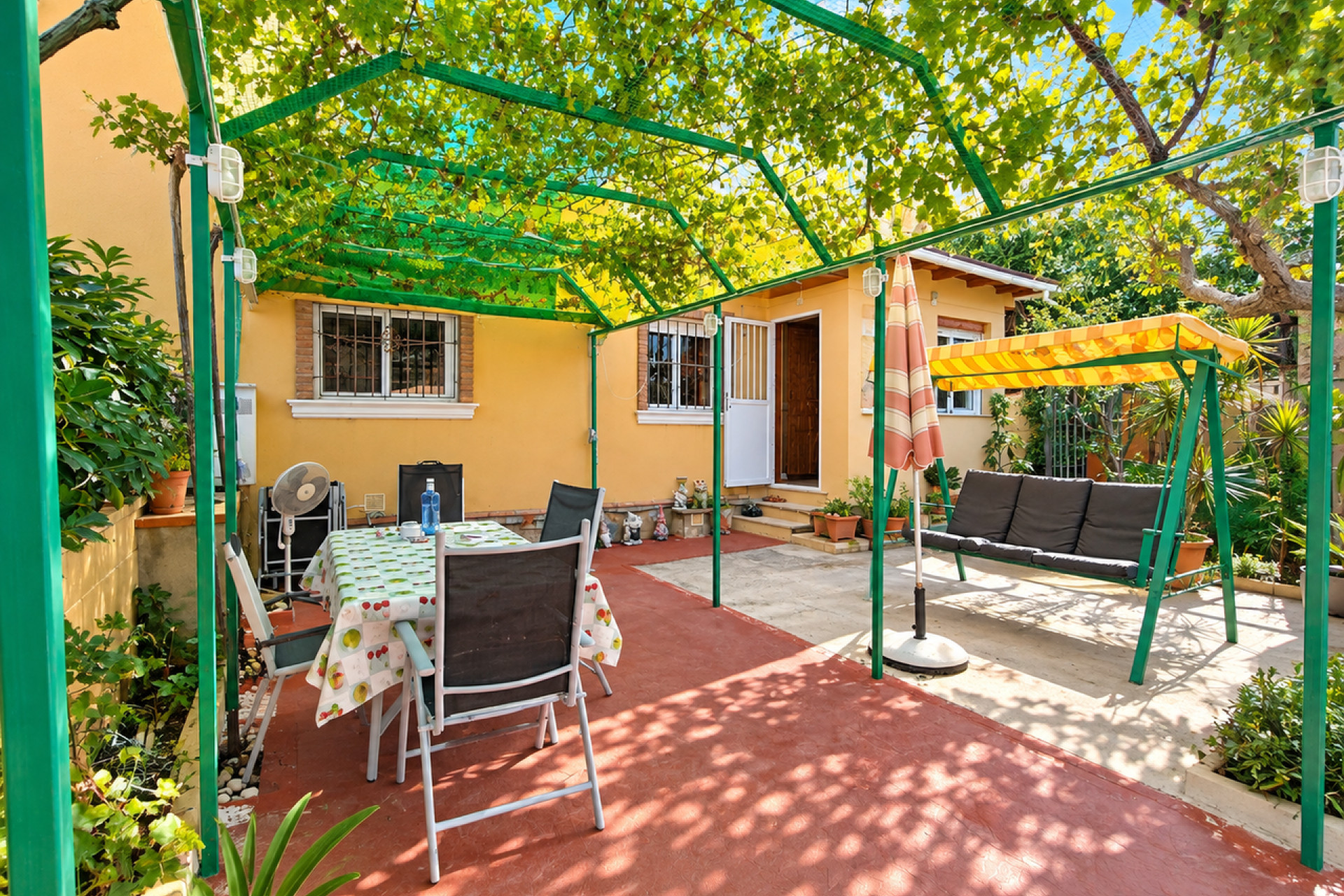 Resale - Townhouse -
Ciudad Quesada