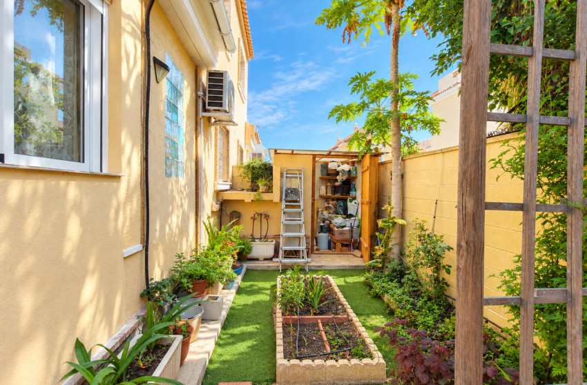 Resale - Townhouse -
Ciudad Quesada