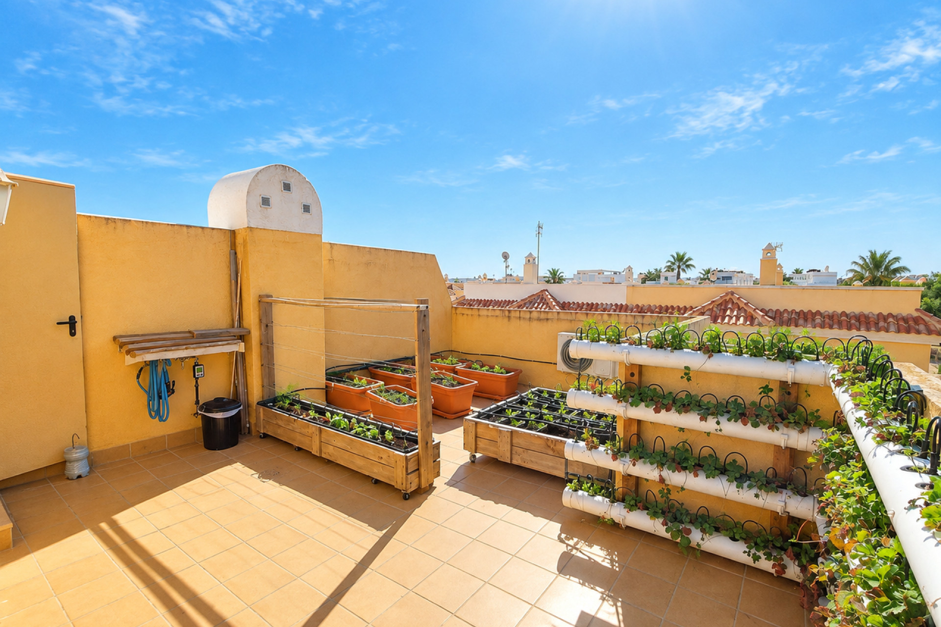 Resale - Townhouse -
Ciudad Quesada