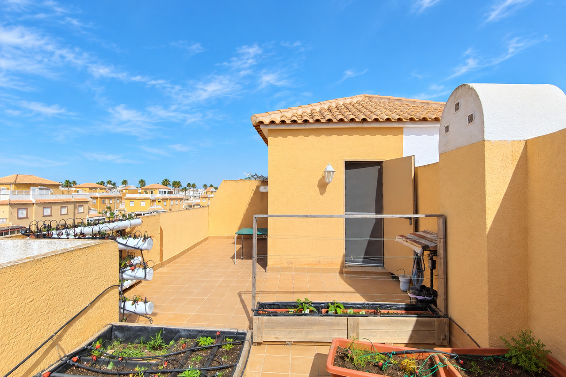 Resale - Townhouse -
Ciudad Quesada