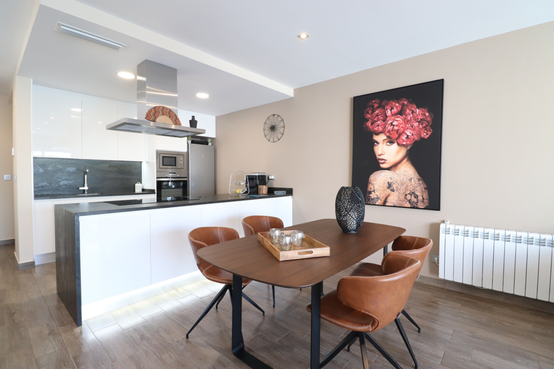 Resale - Townhouse -
Daya Vieja - Daya Vieja - Town