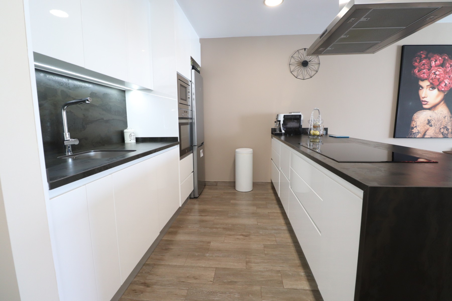 Resale - Townhouse -
Daya Vieja - Daya Vieja - Town