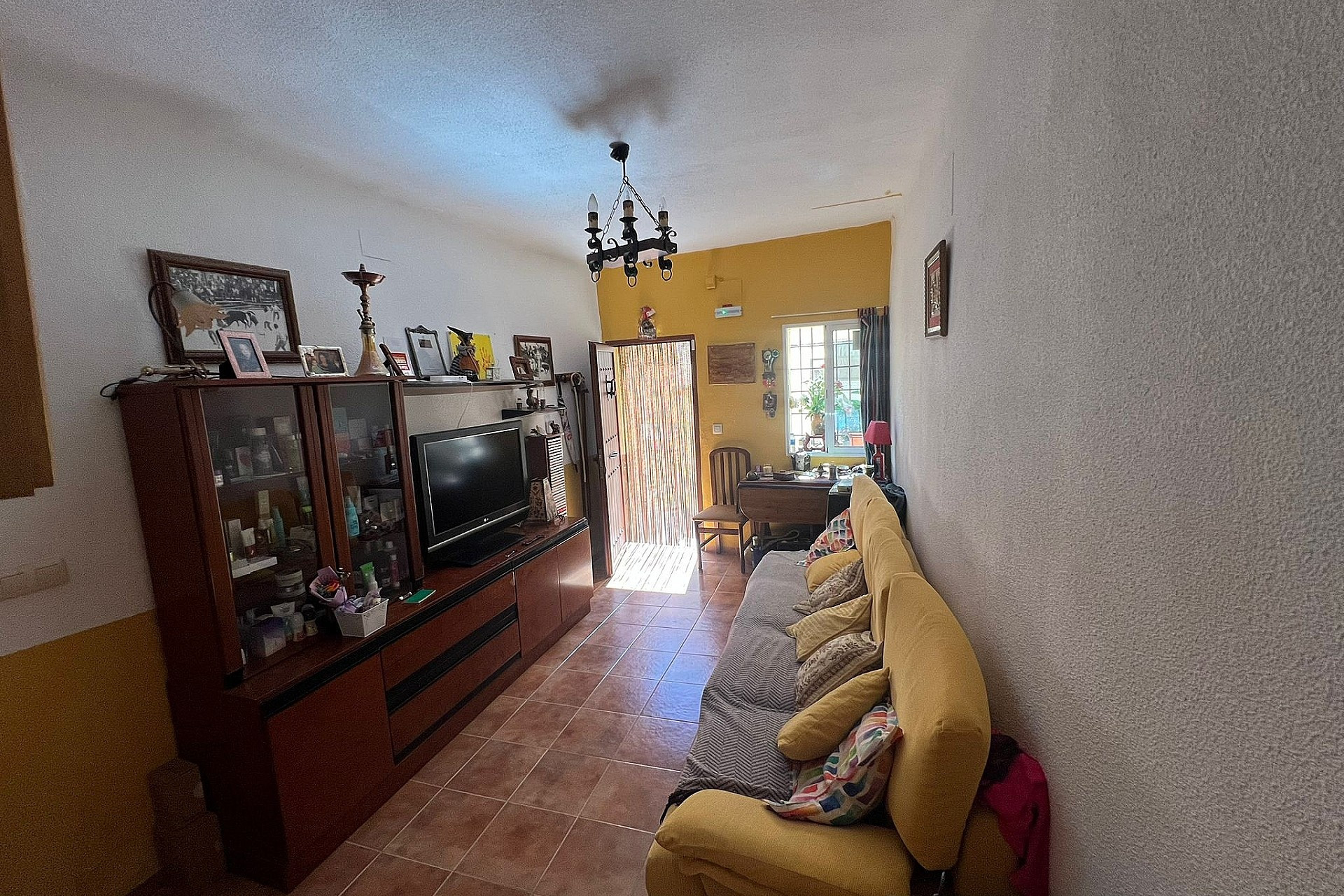 Resale - Townhouse -
Elche de la Sierra