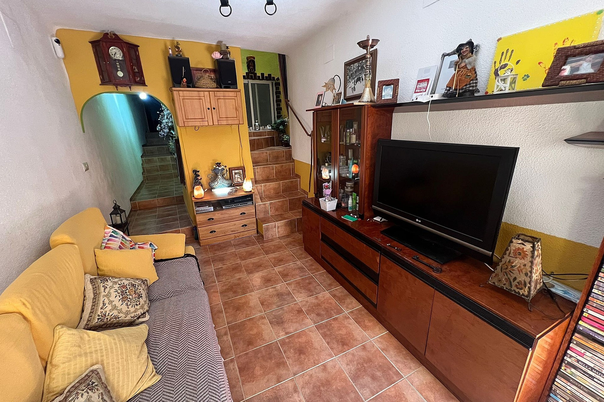 Resale - Townhouse -
Elche de la Sierra