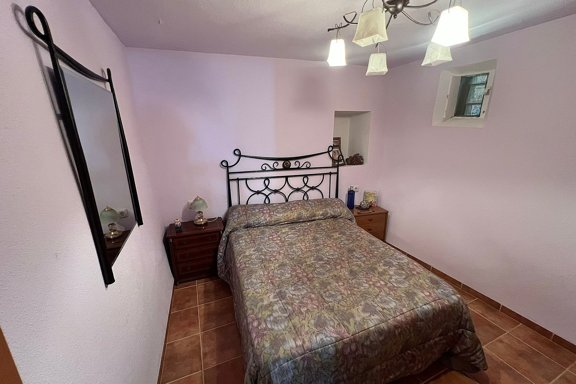 Resale - Townhouse -
Elche de la Sierra