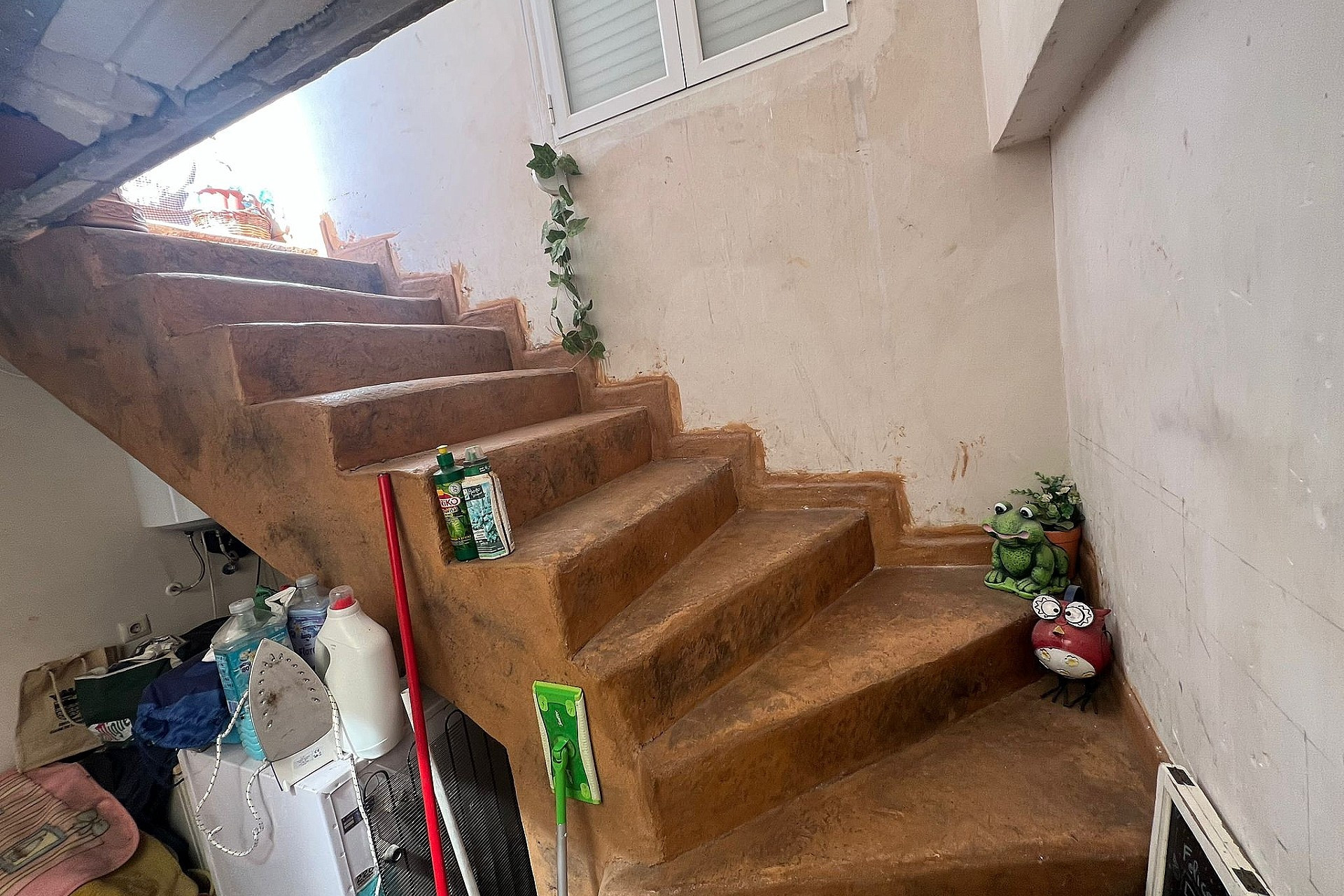 Resale - Townhouse -
Elche de la Sierra