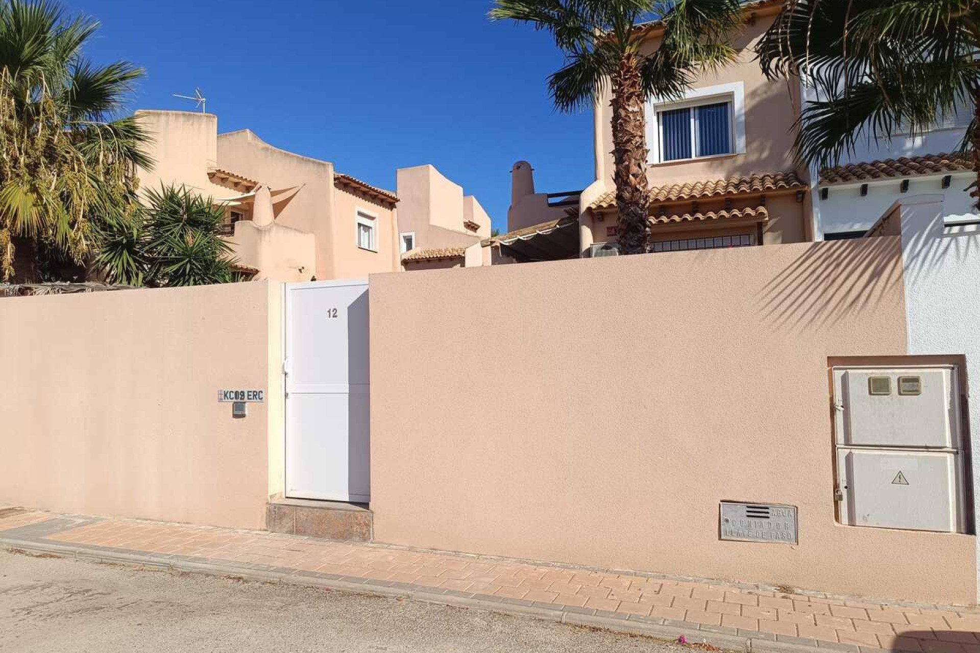 Resale - Townhouse -
Fortuna - Las Kalendas